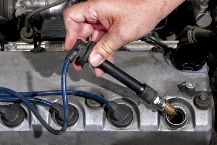 وایر شمع معیوب یا پوسیده (Ignition Wires)
