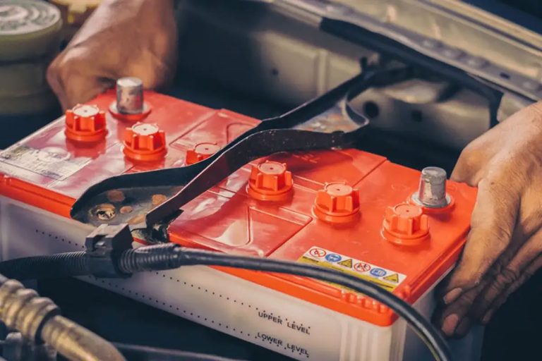 خالی شدن باتری ماشین