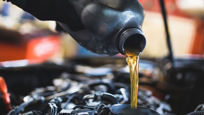 مراحل تعویض روغن‌موتور خودرو